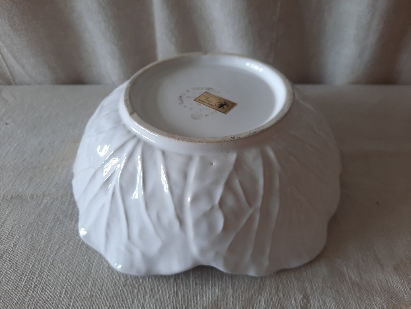 Bordallo Pinheiro Vintage Cabbage Leaf White Fruit Bowl Small Vintage Label Old