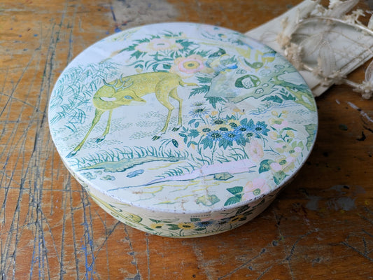 Vintage Huntley And Palmers Woodland Scene Tin Deer Birds Floral Retro Storage 