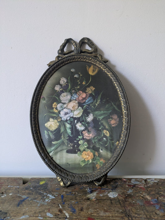 Vintage Brass Oval Ornate Fabric Print Flowers Roses Picture Frame Bouquet Old