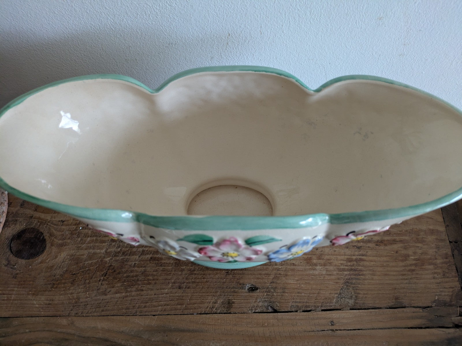 Vintage Kensington Ware Floral Flower Spread Vase Mantle Fluted Pedestal Prop