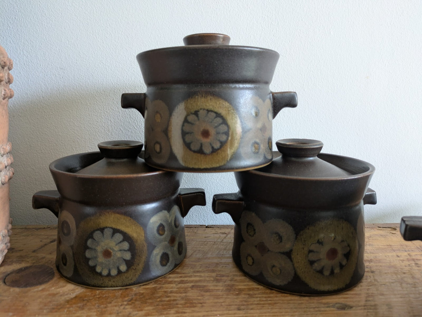 4 vintage 1960s DENBY Arabesque Gill Pemberton Small Lidded Soup Bowls 3 Lids 
