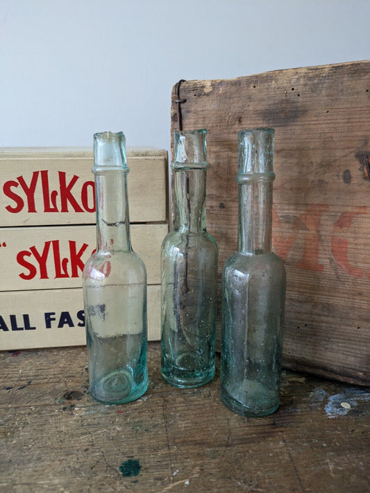 3x Antique Vintage Glass Bottles vase flower original apothecary Old Sauce Bud