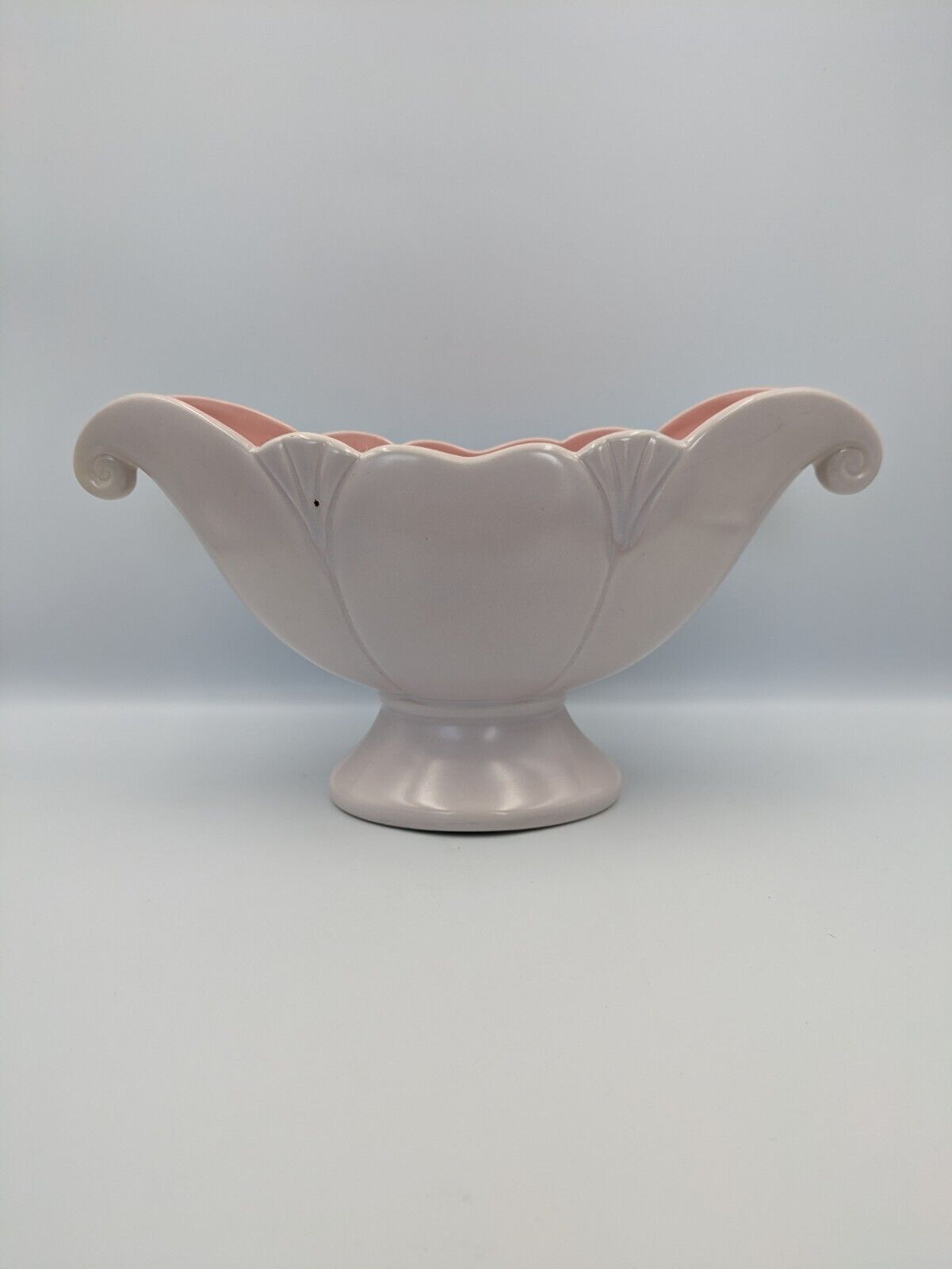 Vtg Arthur Wood Two Handled  Ceramic Mantle Vase Trophy Vase White Pink 1950s