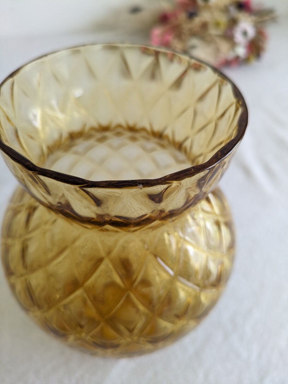 VINTAGE CZECH BOHEMIAN BORSKE SKLO CARO OPTICAL QUILT GLASS VASE AMBER YELLOW 