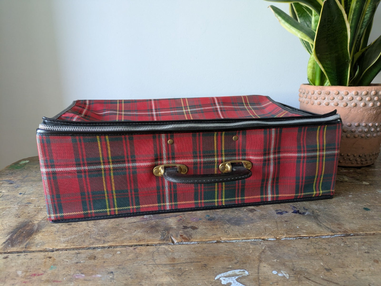Vintage Retro Red Plaid Tartan Foldable Travel Bag Luggage Collapsible Prop Vgc