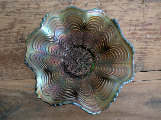 Fenton Green Carnival Glass Peacock Tail Bowl Ruffled Rim Pulled Feather VTG 