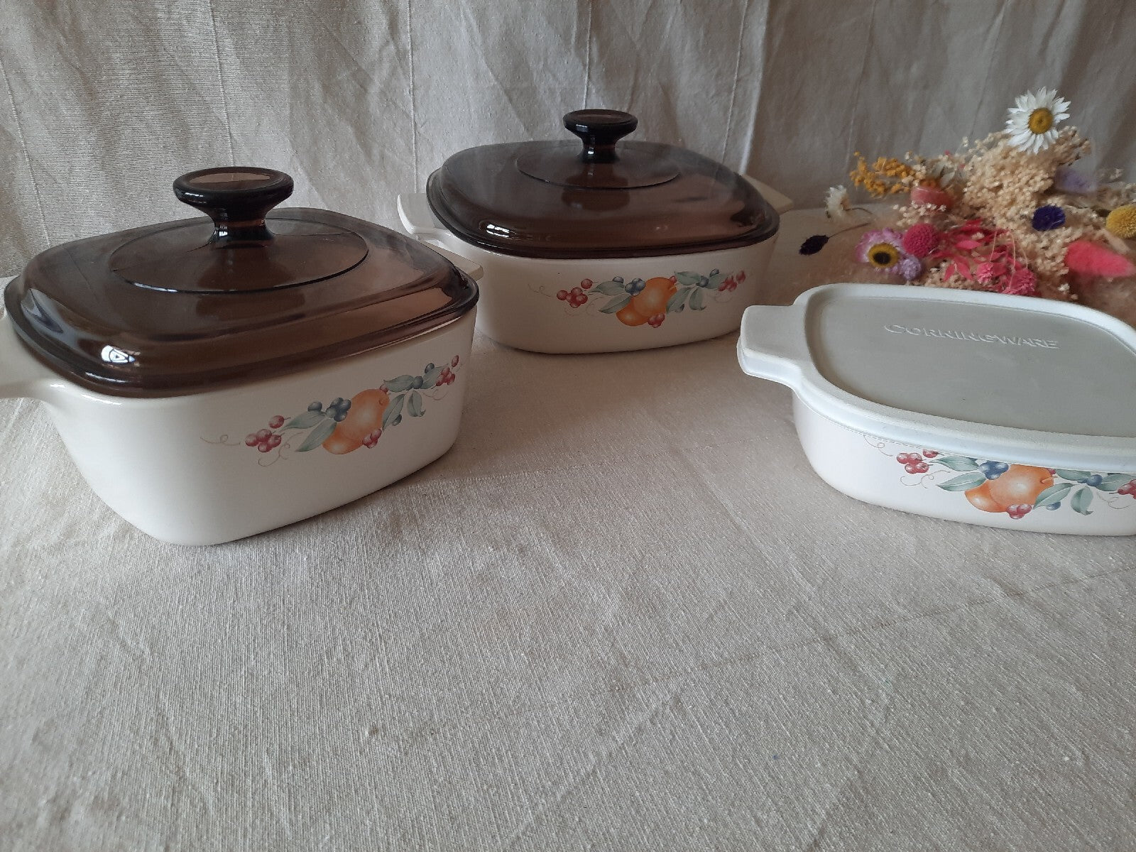 ABUNDANCE Corning Ware 6 pc Trio Casserole Dishes Amber Lid Set Rare Retro Vtg