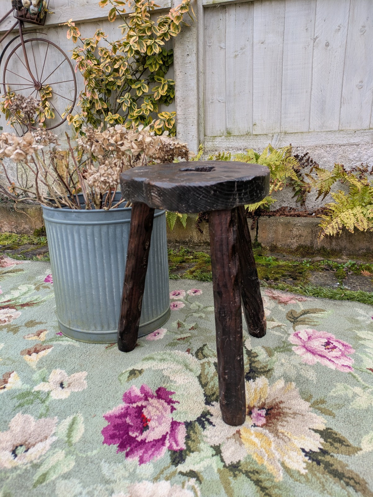 Vtg Hand Carved Stool Campaign Brutalist Screw Leg Wooden Milking Tripod Seat