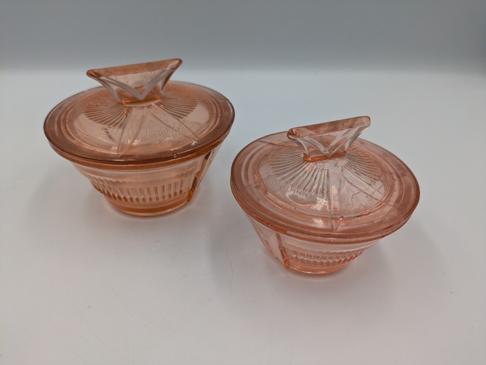 PAIR ART DECO VINTAGE GLASS DEPRESSION PINK GLASS Dish Pots Lids WALTHER VANITY 
