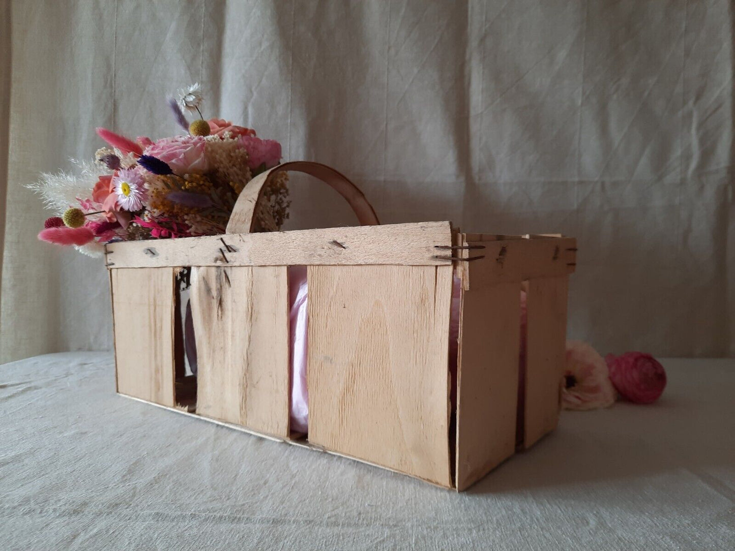 GENUINE VINTAGE WOODEN TRUG ideal FLOWERS FRUIT VEGETABLES Herbs Basket Display