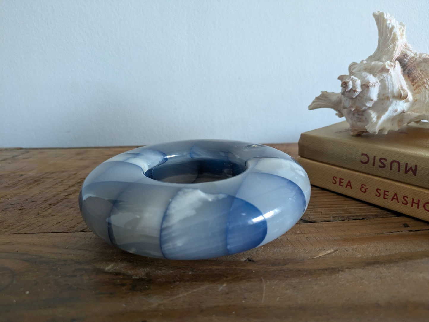 Vintage Round Italian Onyx Ashtray Natural Stone Marble Checkerboard Blue 60-70s