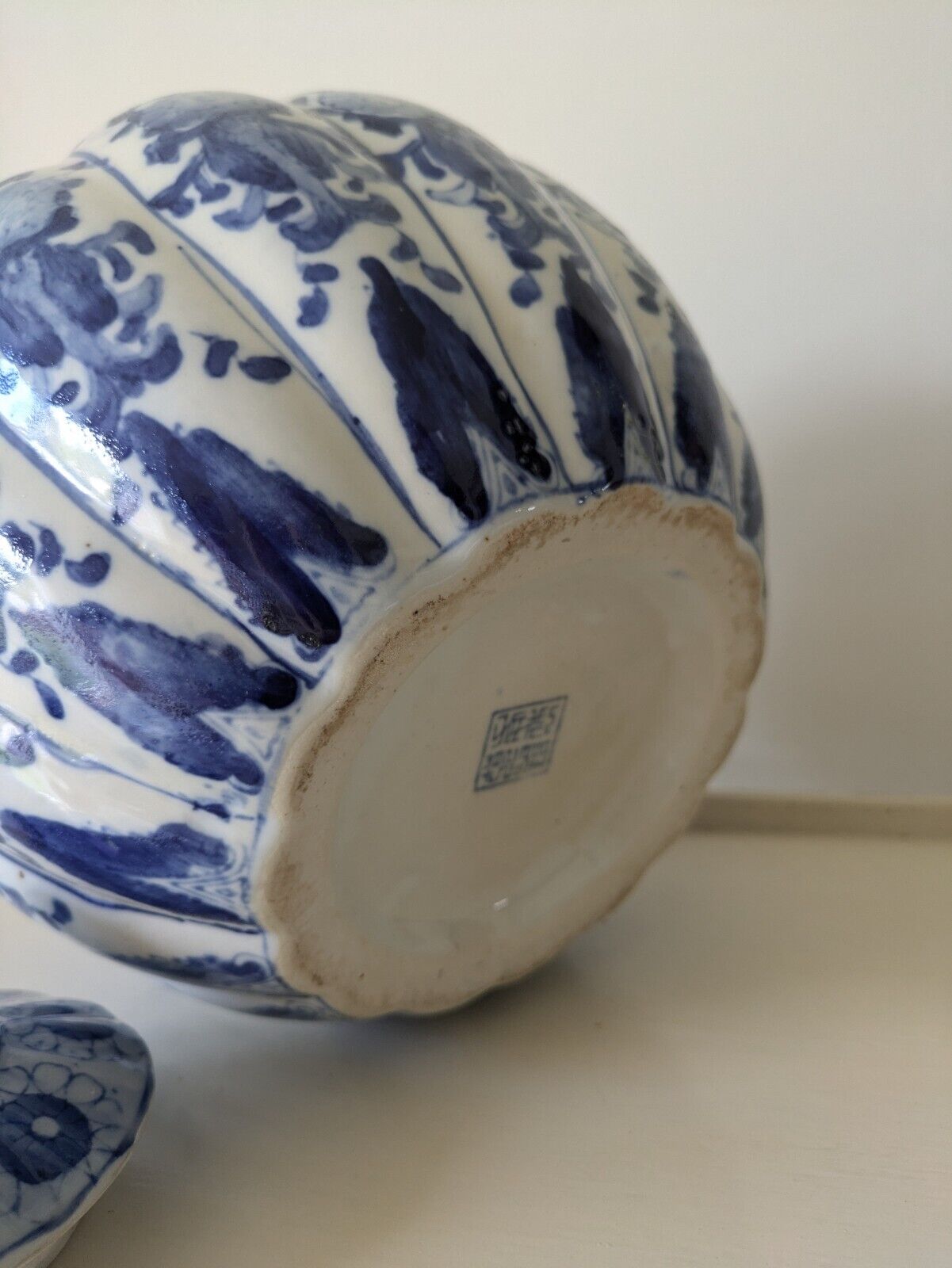Chinese XL Porcelain Chinoiserie Ginger Jar Pumpkin melon Flow Blue Dish Pot vgc