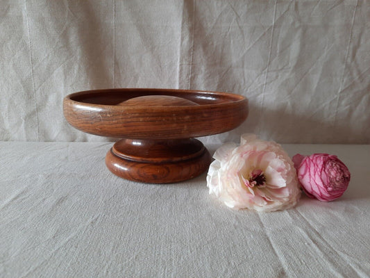 Vintage Hand Turned Elm Wood  Domed Centre Pedestal Fruit / Nut Bowl Antique 