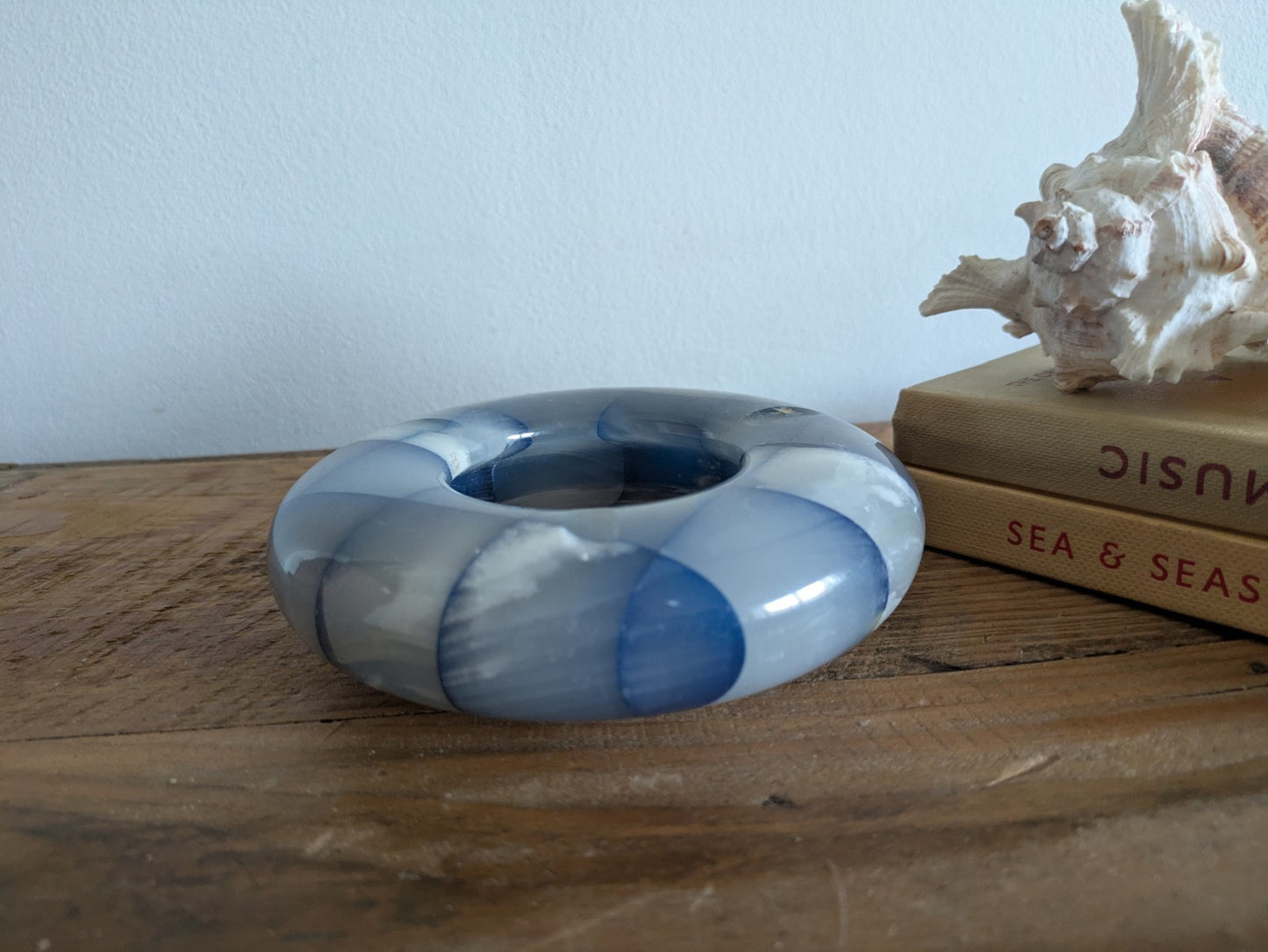 Vintage Round Italian Onyx Ashtray Natural Stone Marble Checkerboard Blue 60-70s