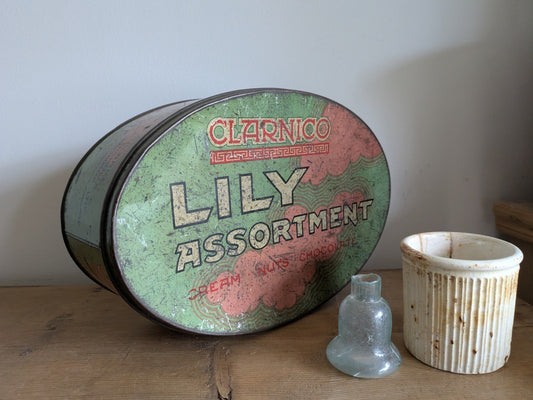 Vintage c1930s Clarnico Lily Cream Nuts Chocolate Confectionery Shop Counter Tin