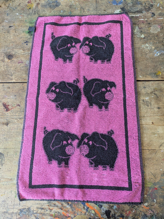 1x Vintage Towel Pig Hog Retro Hand bathroom prop Midcentury Cotton Pink Black