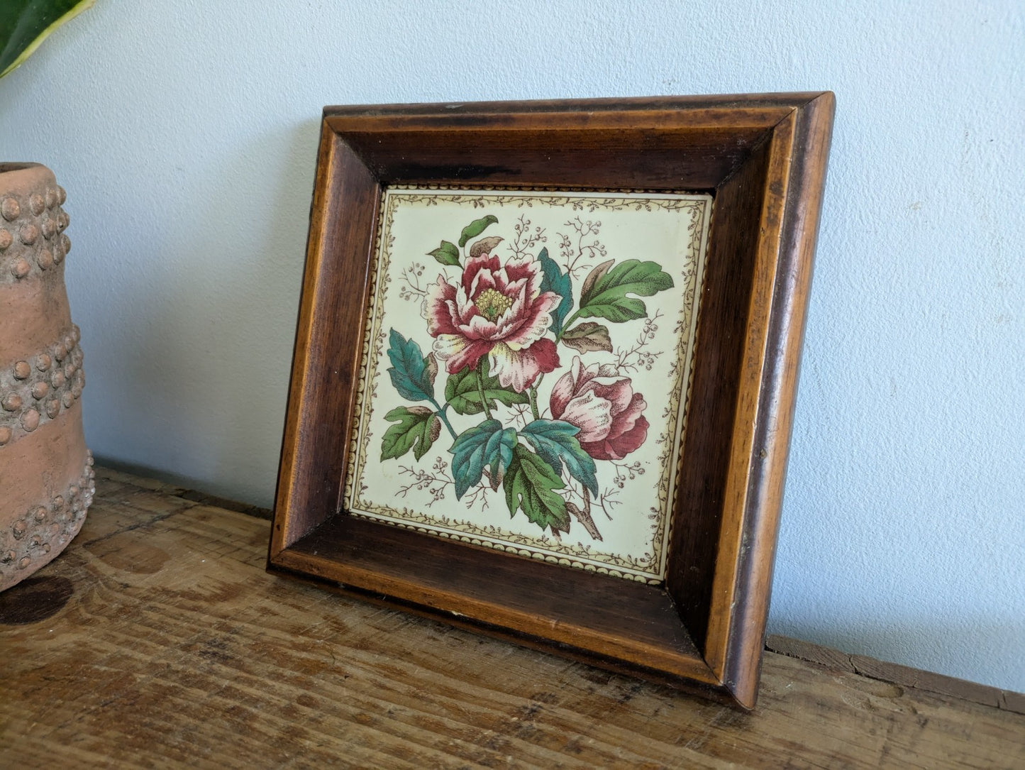 Antique Vintage MAW & Co Wooden FRAMED Ceramic TILE Trivet Floral Rose Stand Vgc