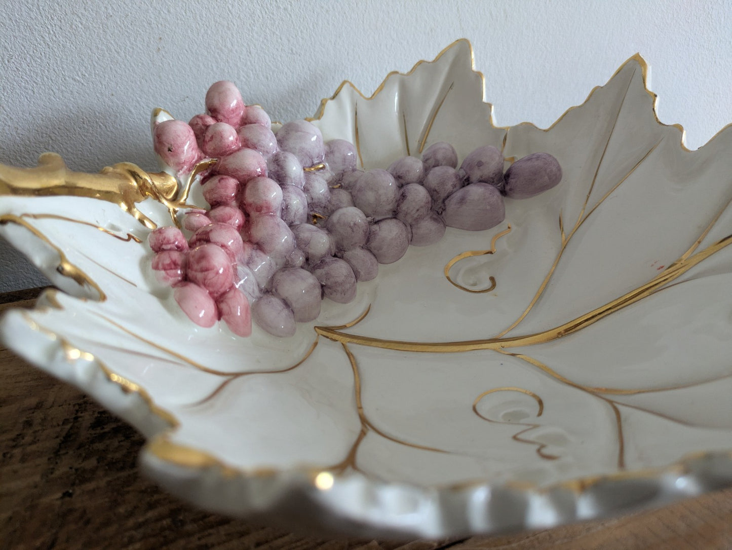 Vintage Majolica White Leaf & Grape Bowl Italy Platter Gilt Painted Capodimonte 