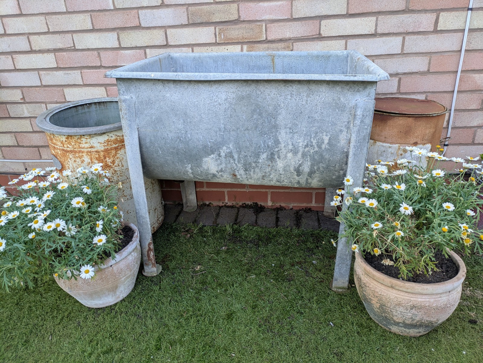 Galvanised Dairy Tank Planter Water Holder Garden Allotment Tub Farm Feed Sink 