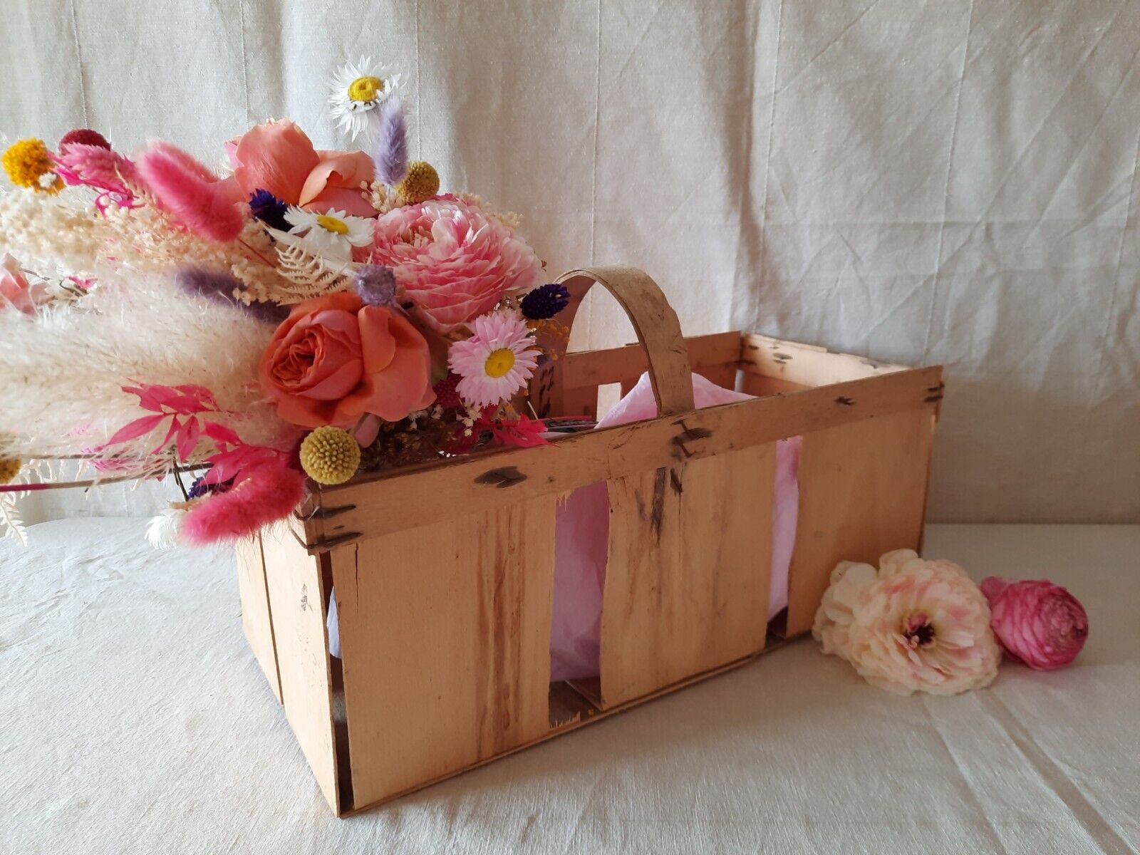 GENUINE VINTAGE WOODEN TRUG ideal FLOWERS FRUIT VEGETABLES Herbs Basket Display