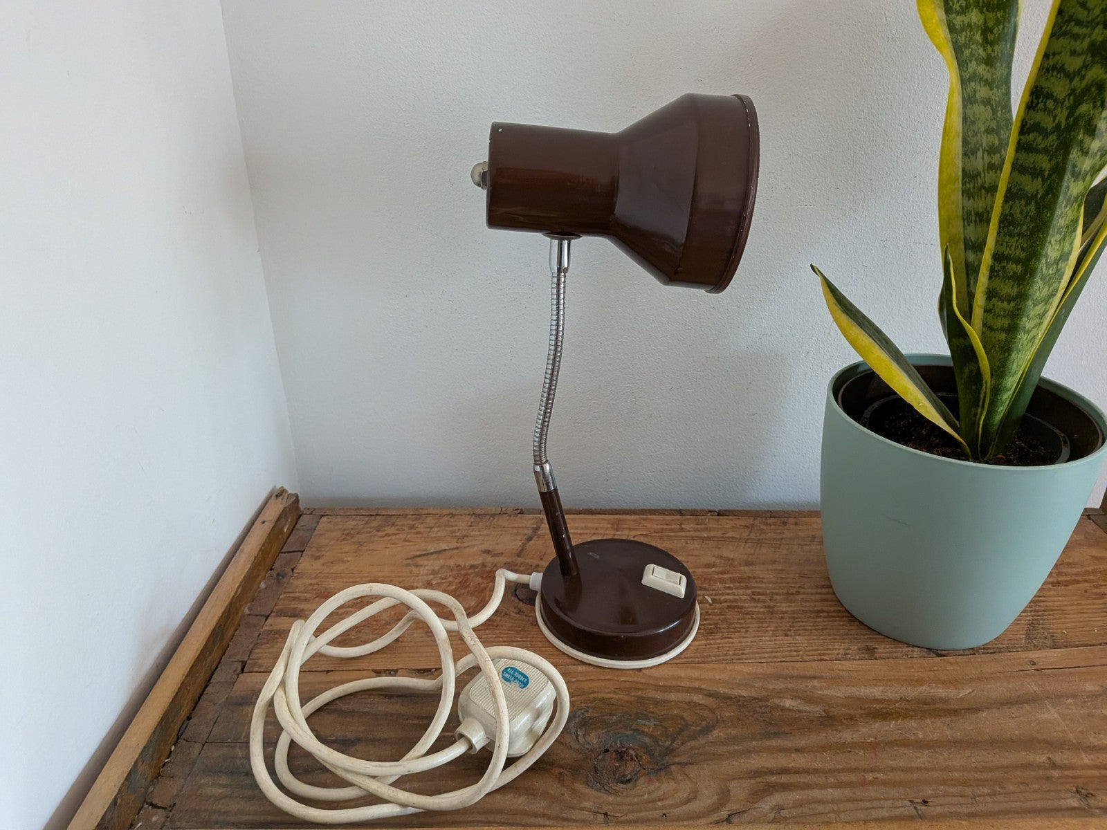 Vintage Brown Gooseneck Desk Lamp Veneta Lumi 70s Made in Italy Space Age Prova 