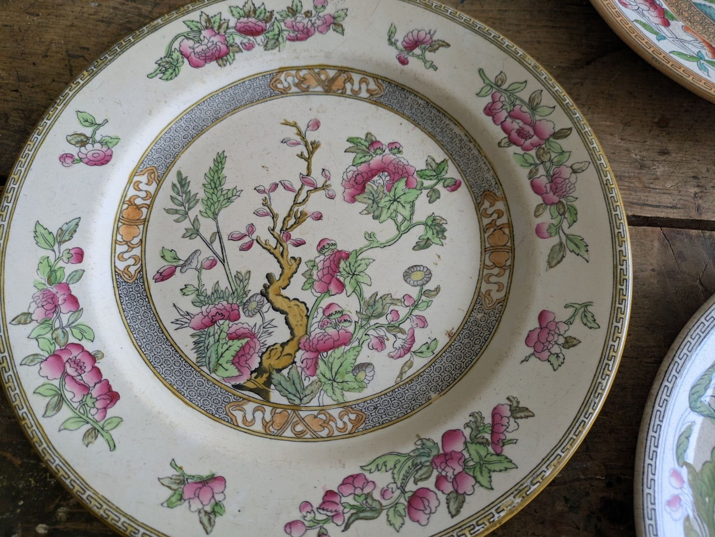 4 1860's Thomas Booth & Co Indian Tree Plates & 1x Wedgwood Plate Antique VTG 