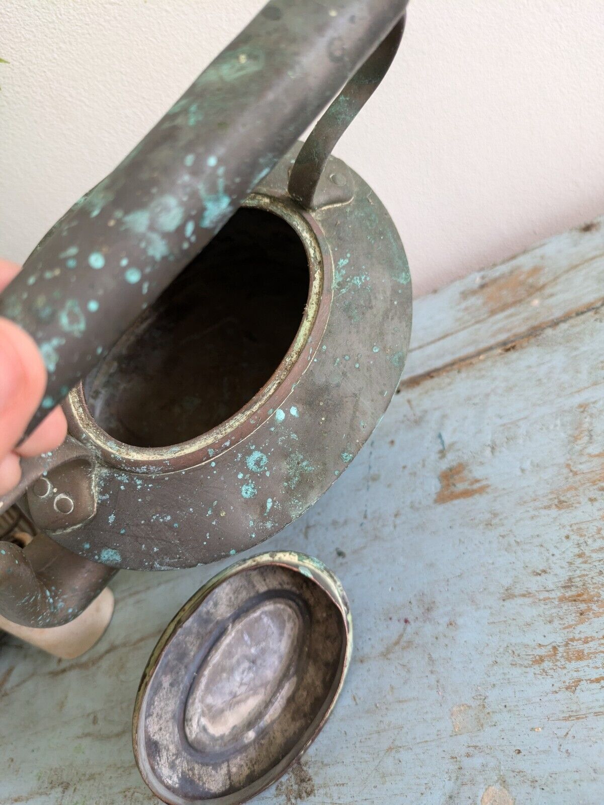 ANTIQUE 19TH C COPPER KETTLE IN ORIGINAL CONDITION PATINA PROP TV FILM DECOR OLD