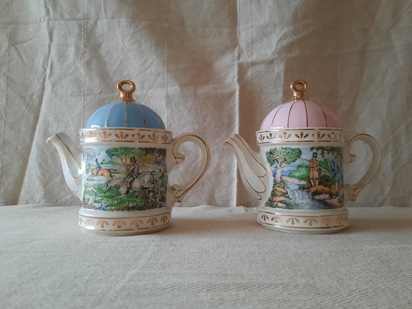 2x Vintage Sadler Sporting Scenes 18th Century Shooting Collectable Tea Pot old