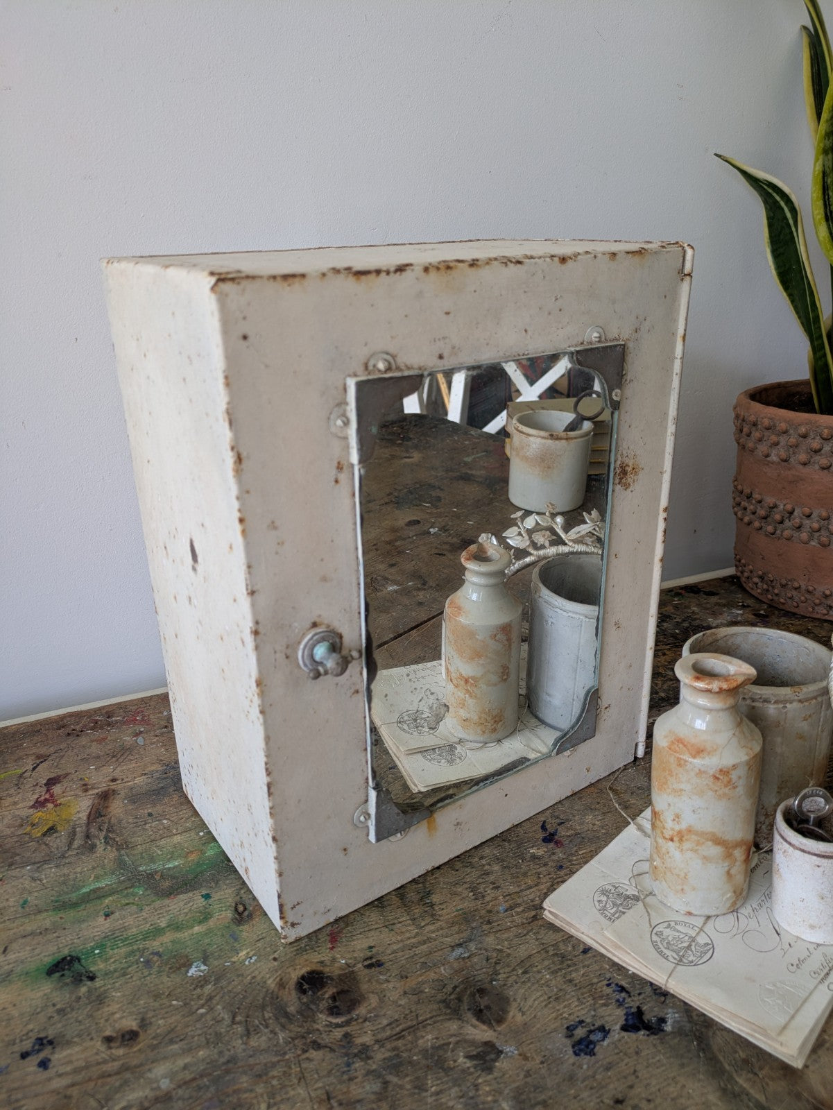 Vintage 1920s 30s Bathroom Metal Medical Wall Cabinet with Mirror Retro White 
