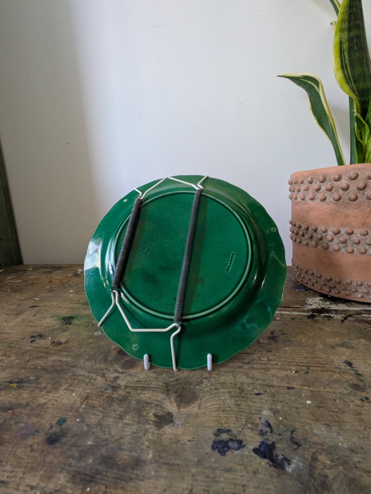 Victorian Wedgwood Green Majolica Glazed Sunflower & Basket Weave Plate - 21.5cm
