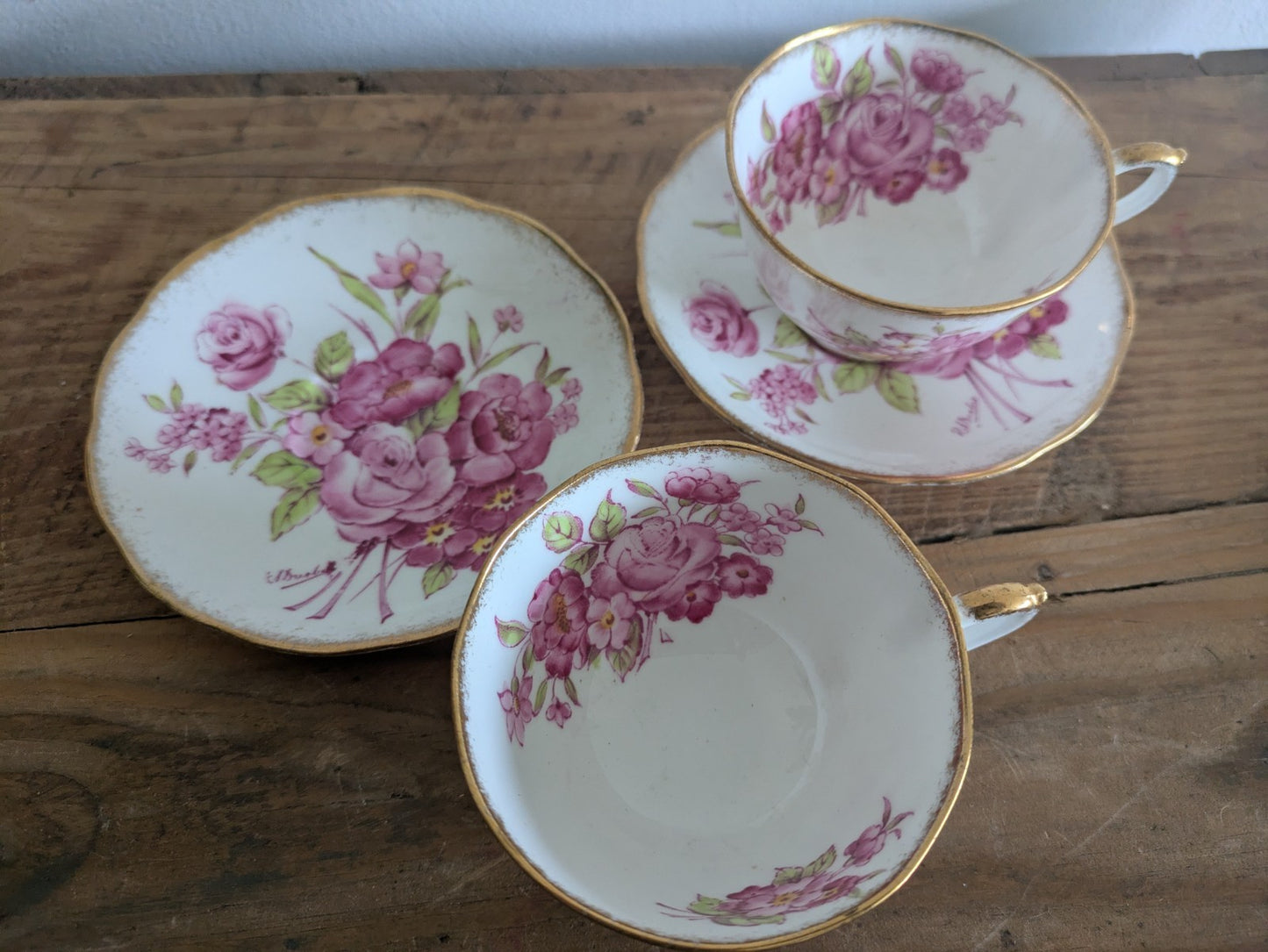 2x ROSLYN FINE BONE CHINA CUP & SAUCER #8567 SUNNINGDALE ENGLAND SIGNATURE VNTG