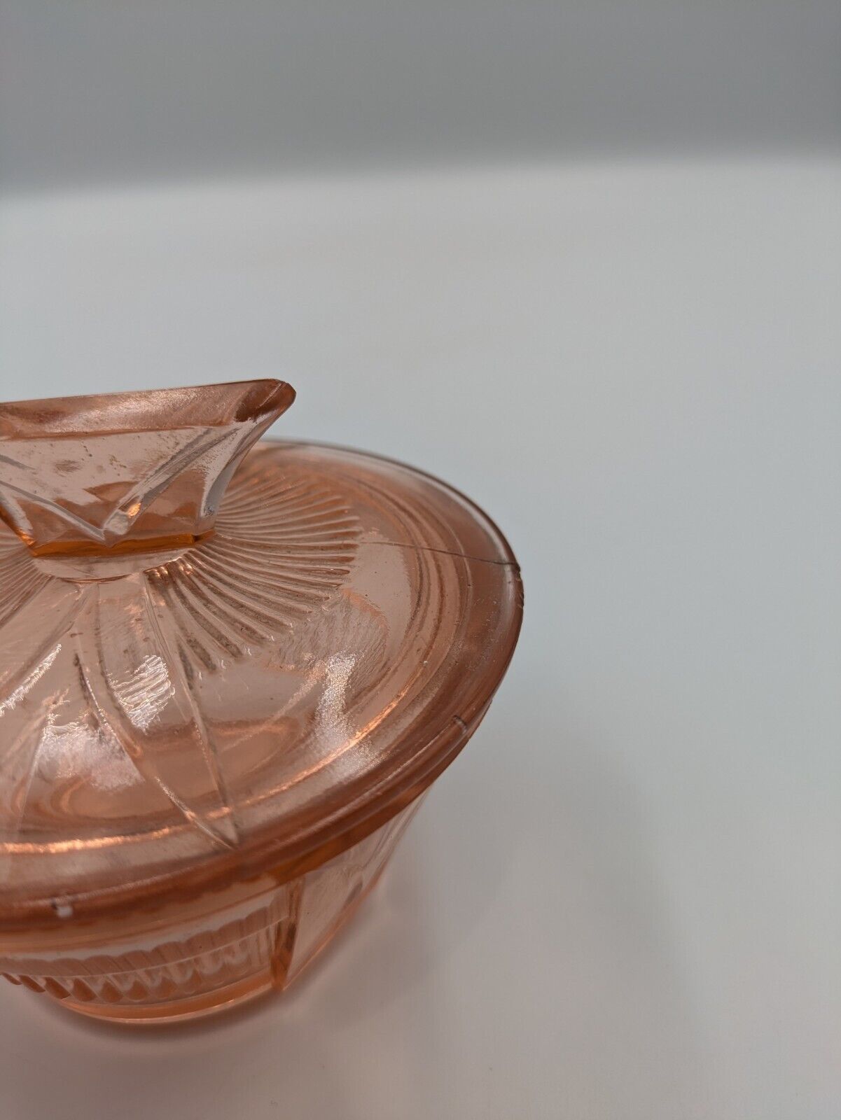 PAIR ART DECO VINTAGE GLASS DEPRESSION PINK GLASS Dish Pots Lids WALTHER VANITY 