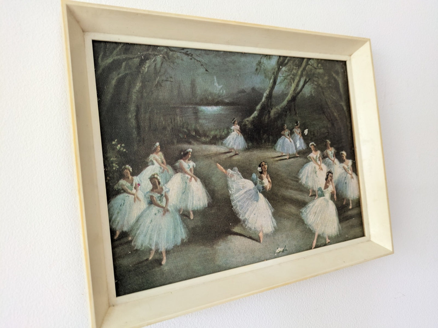 Vintage Giselle Print Of Ballet Swan Lake By Carlotta Edward’s Plastic Frame 70s