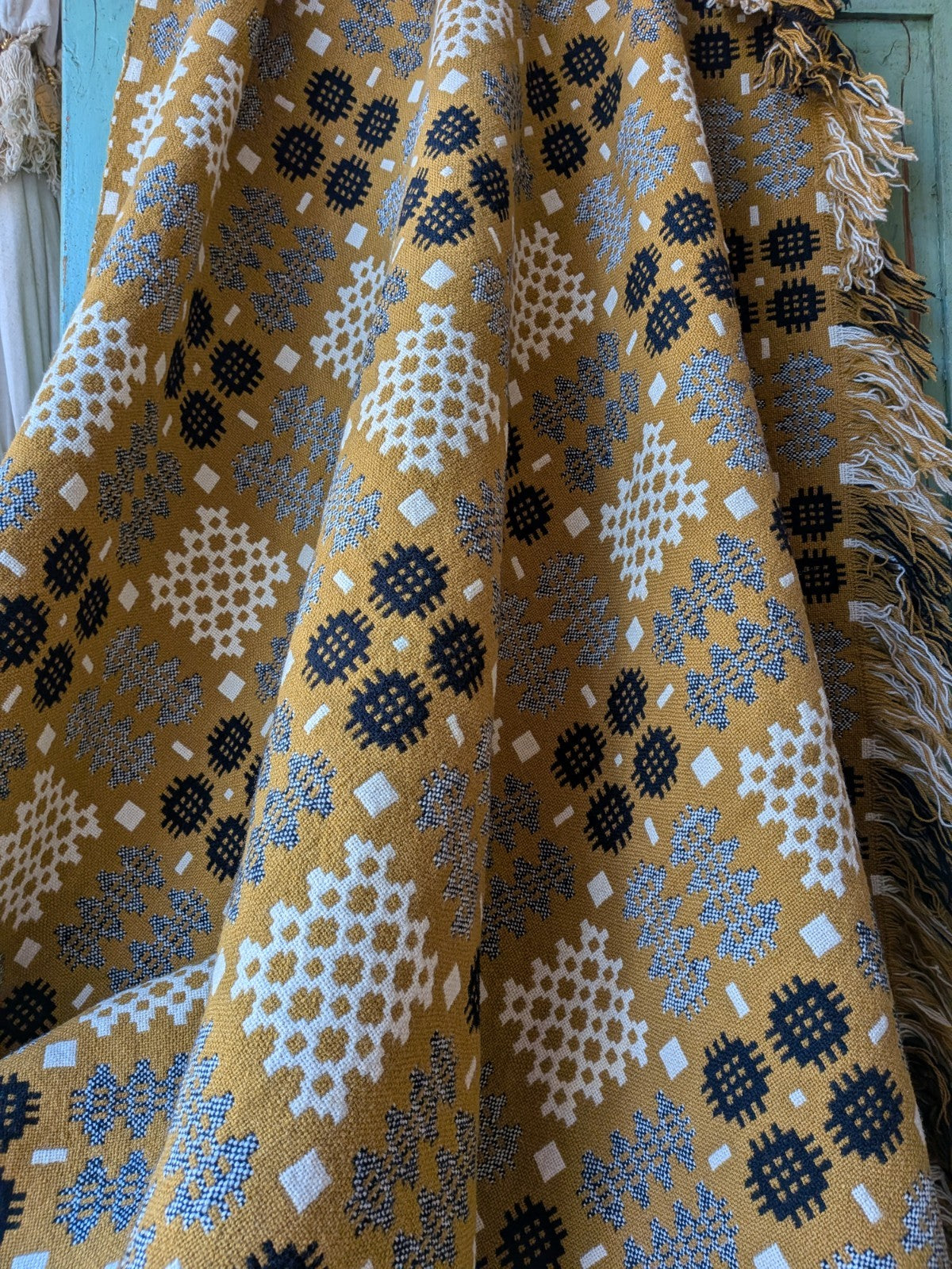 Rare VTG Welsh Wool Blanket Tapestry Black White Reversible Throw Mustard Yellow