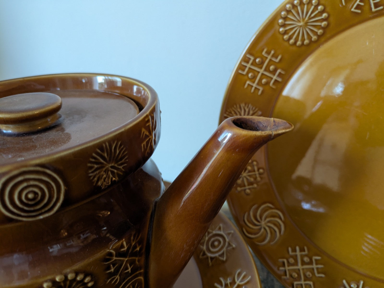 Portmerion Susan Williams Ellis Totem Dinner and Coffee Set Brown Retro Vintage 