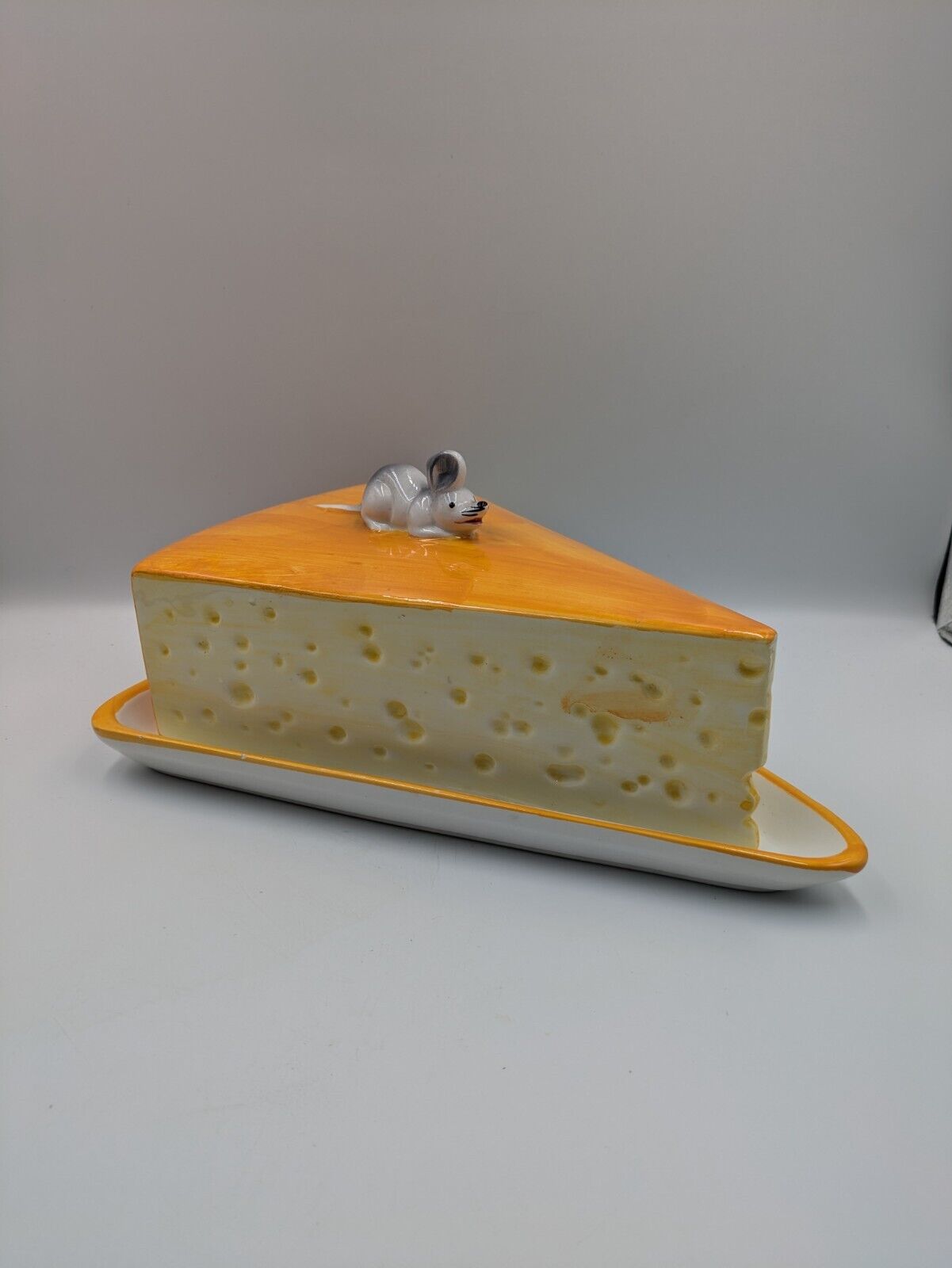 XL Italy Vintage Handmade Porcelain Ceramic Cheese Wedge Mouse Covered Dish Rare