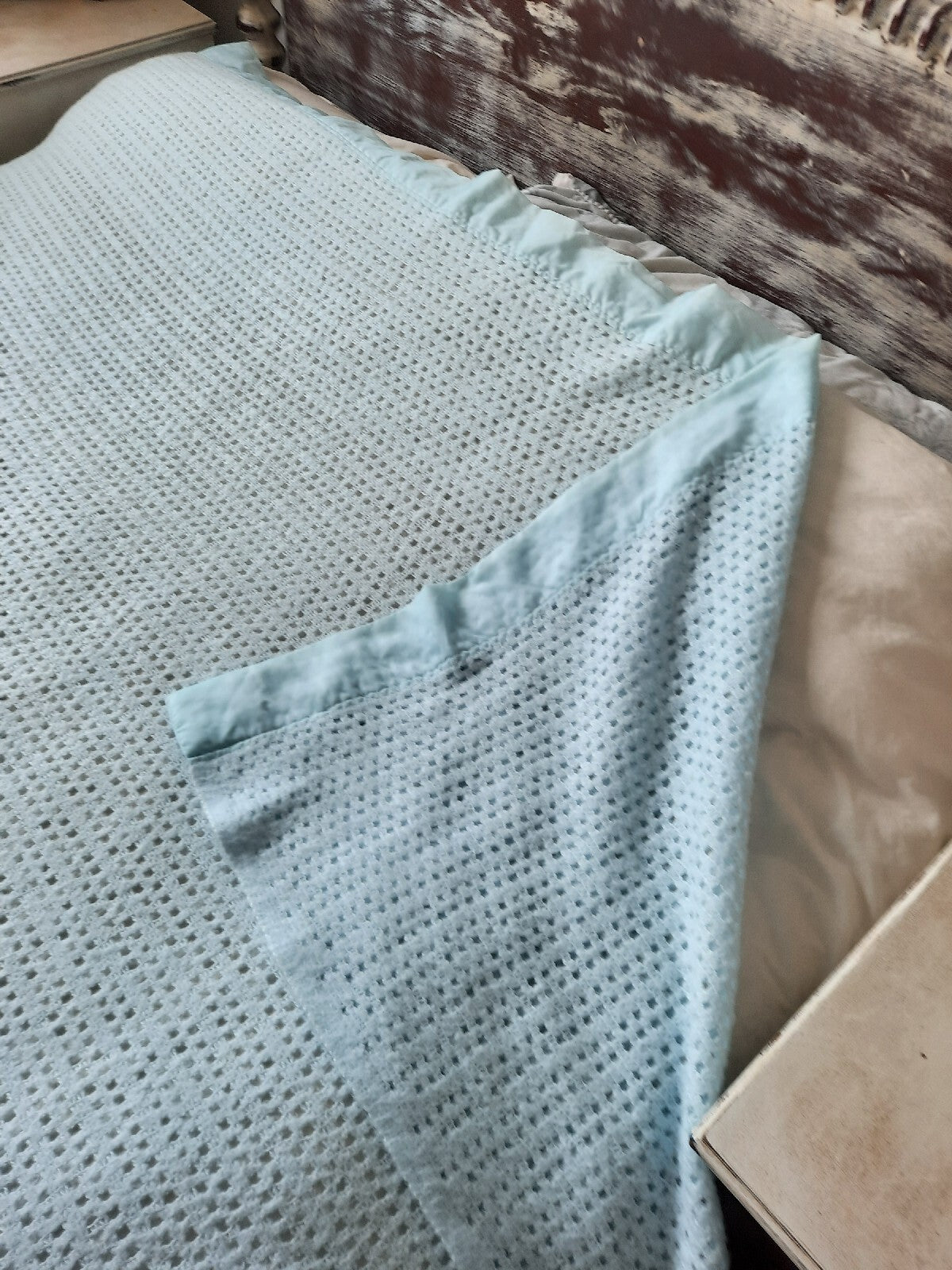 Vintage Witney honeycomb Blue cellular Blanket 254cm x 232cm retro Warm Throw