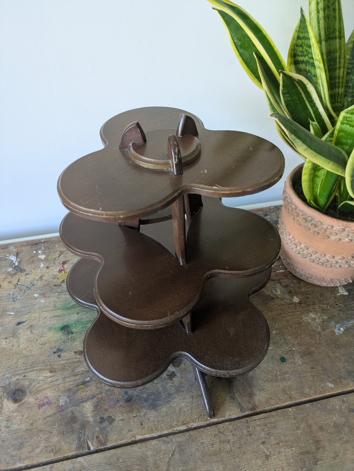 Vintage Wooden Clover Leaf 3 Tier Stand Cakes Cupcake Display Trinket Figurine