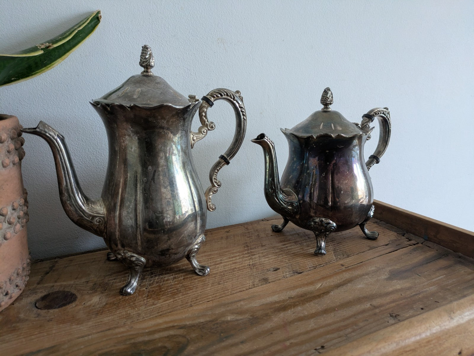 Beautiful Silverplate Footed 1.1 Lt teapot & Coffee Pot Hong Kong Prop Vintage 