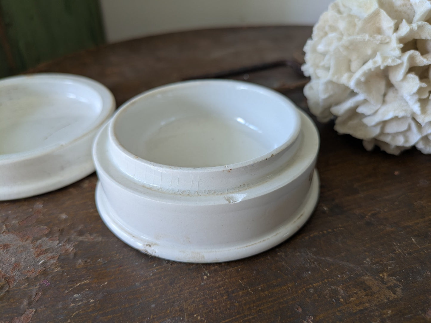Antique Victorian Ironstone Chemist Apothecary Pot With Lid Plain White Vintage 