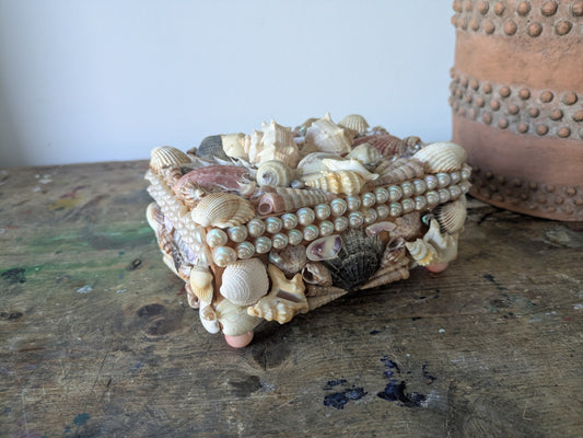 Vintage Seashell Encrusted Trinket Jewelry Box Genuine Retro Lined Wooden Hinged