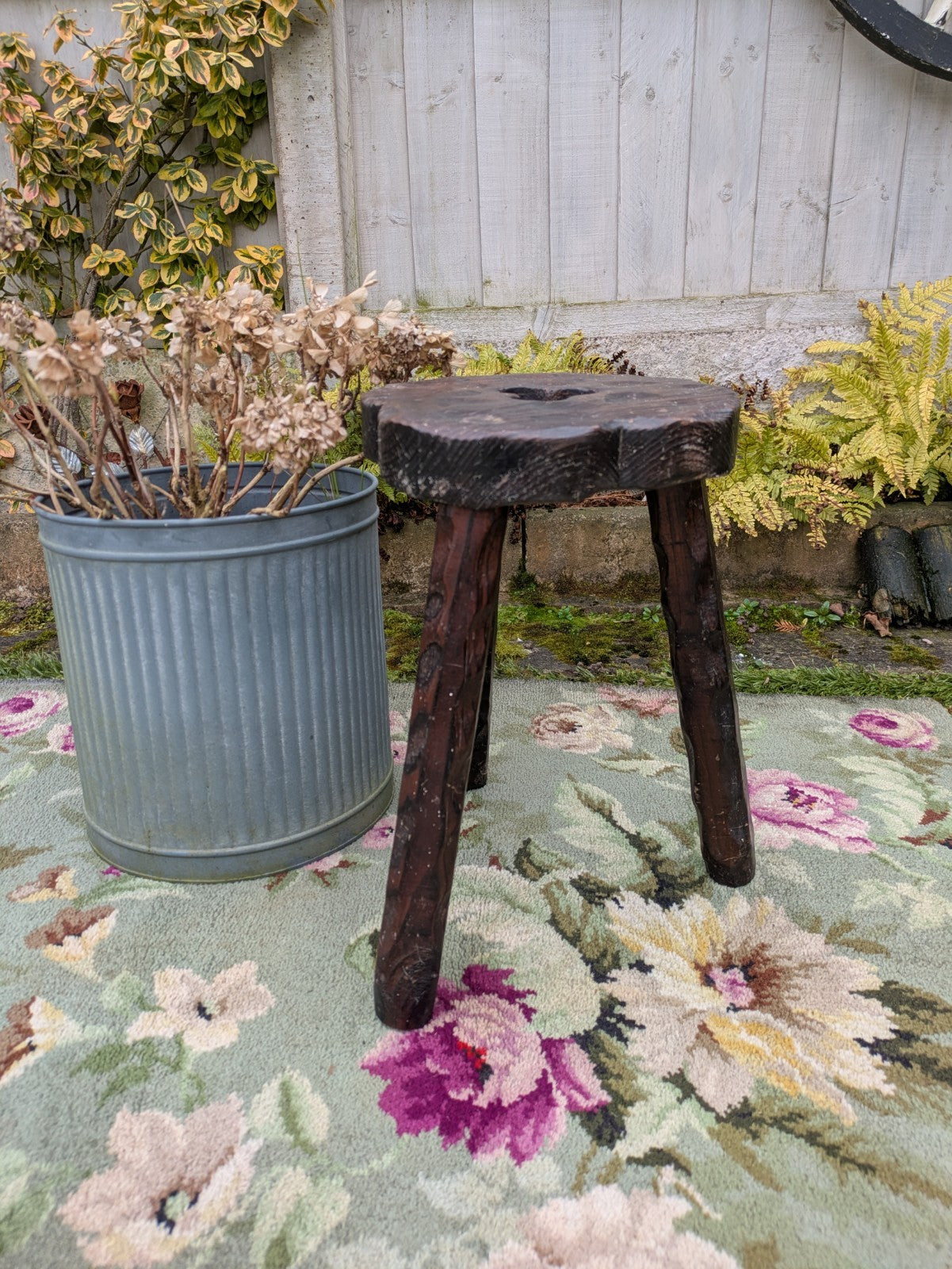 Vtg Hand Carved Stool Campaign Brutalist Screw Leg Wooden Milking Tripod Seat