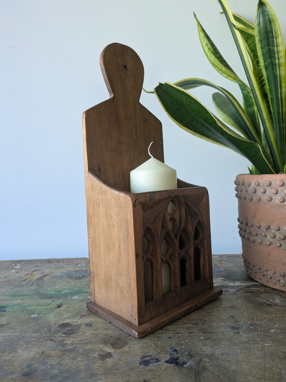 RUSTIC CARVED WOODEN COUNTRY HOUSE GOTHIC CHURCH STYLE CANDLE BOX WALL SCONCE 