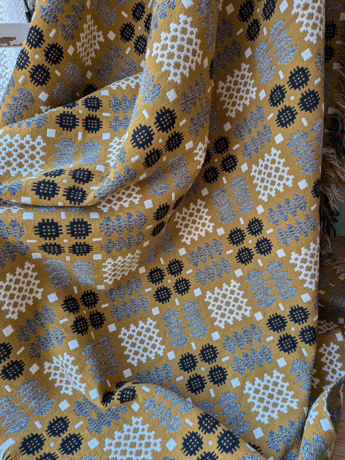 Rare VTG Welsh Wool Blanket Tapestry Black White Reversible Throw Mustard Yellow