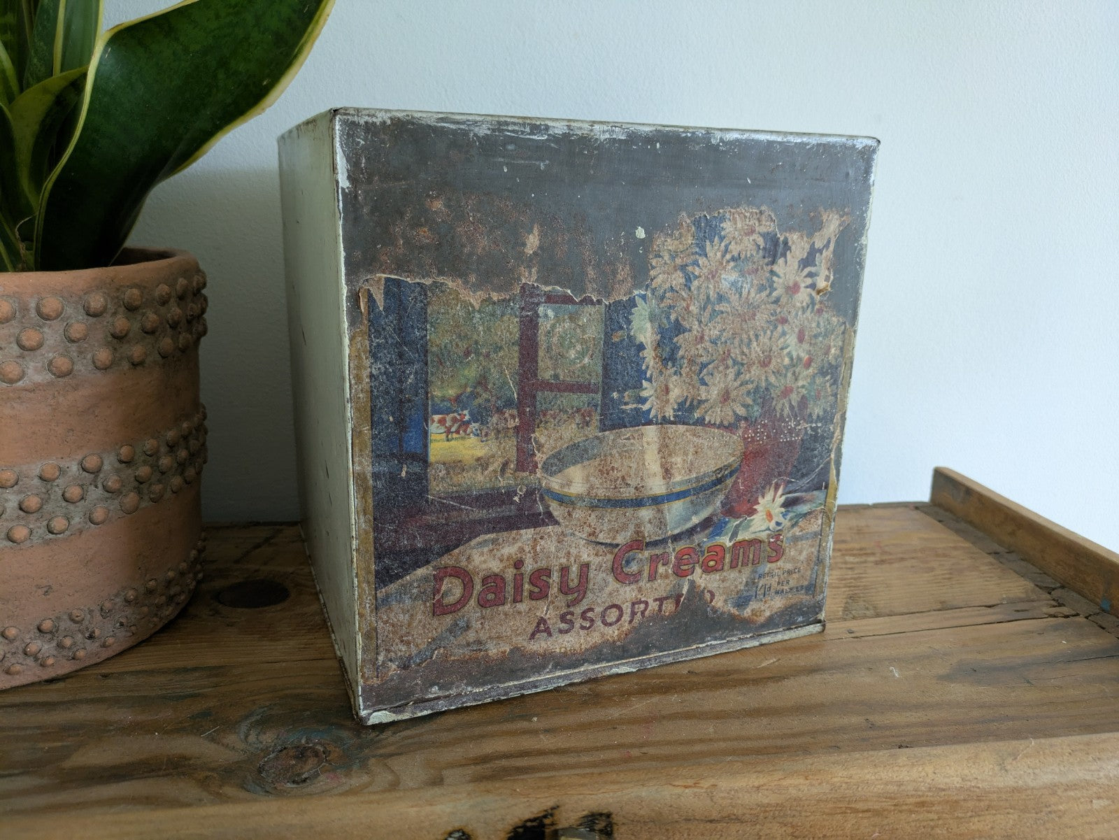 Old M&D Antique Biscuit Tin Box Metal Original Label Advertising Shop Display 