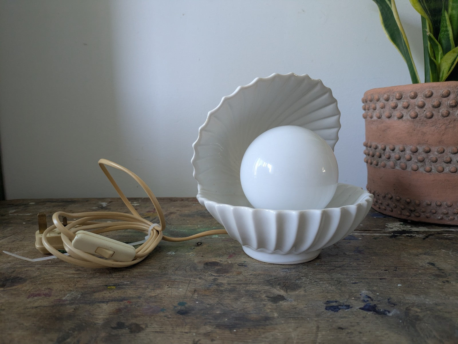 Vintage Shell Pearl Night Light Ceramic Ornament Bedside Lamp Clam Nightlight