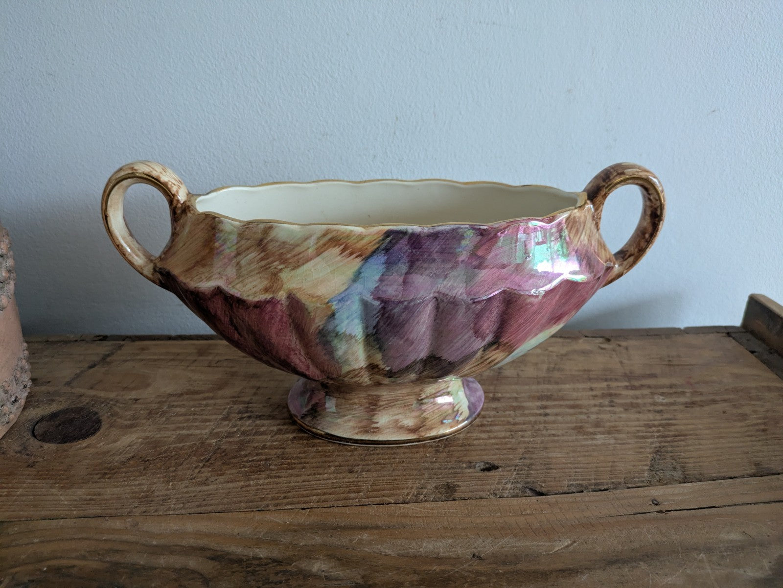 Large Lustre Ceramic Vase Old Court Ware Mantle Handled Brush Stroke Pattern Vtg