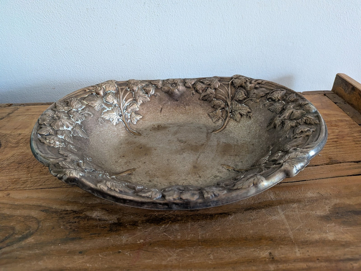 Vintage Silver Plate Grape Dish Prop Dish Metal Antique Prop Film TV Serving Old