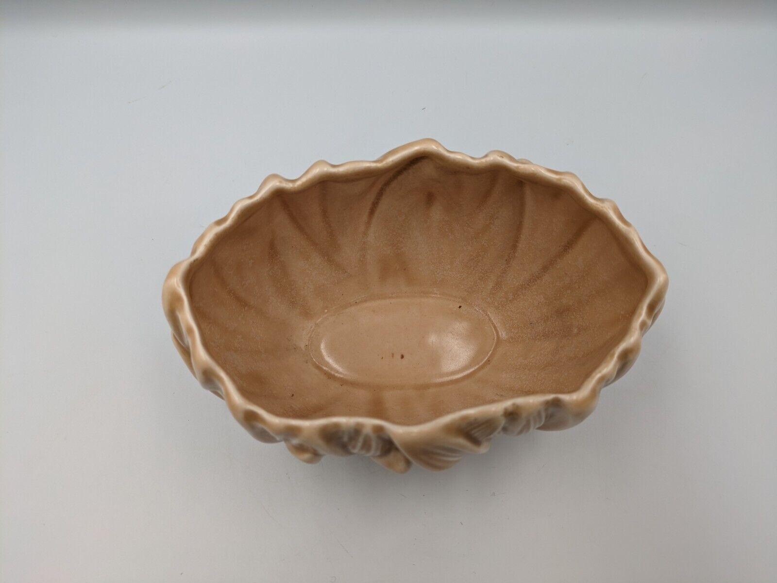 SylvaC No. 2482 Vintage Small Beige Vase or Planter Hyacinth Leaf Pattern Retro 