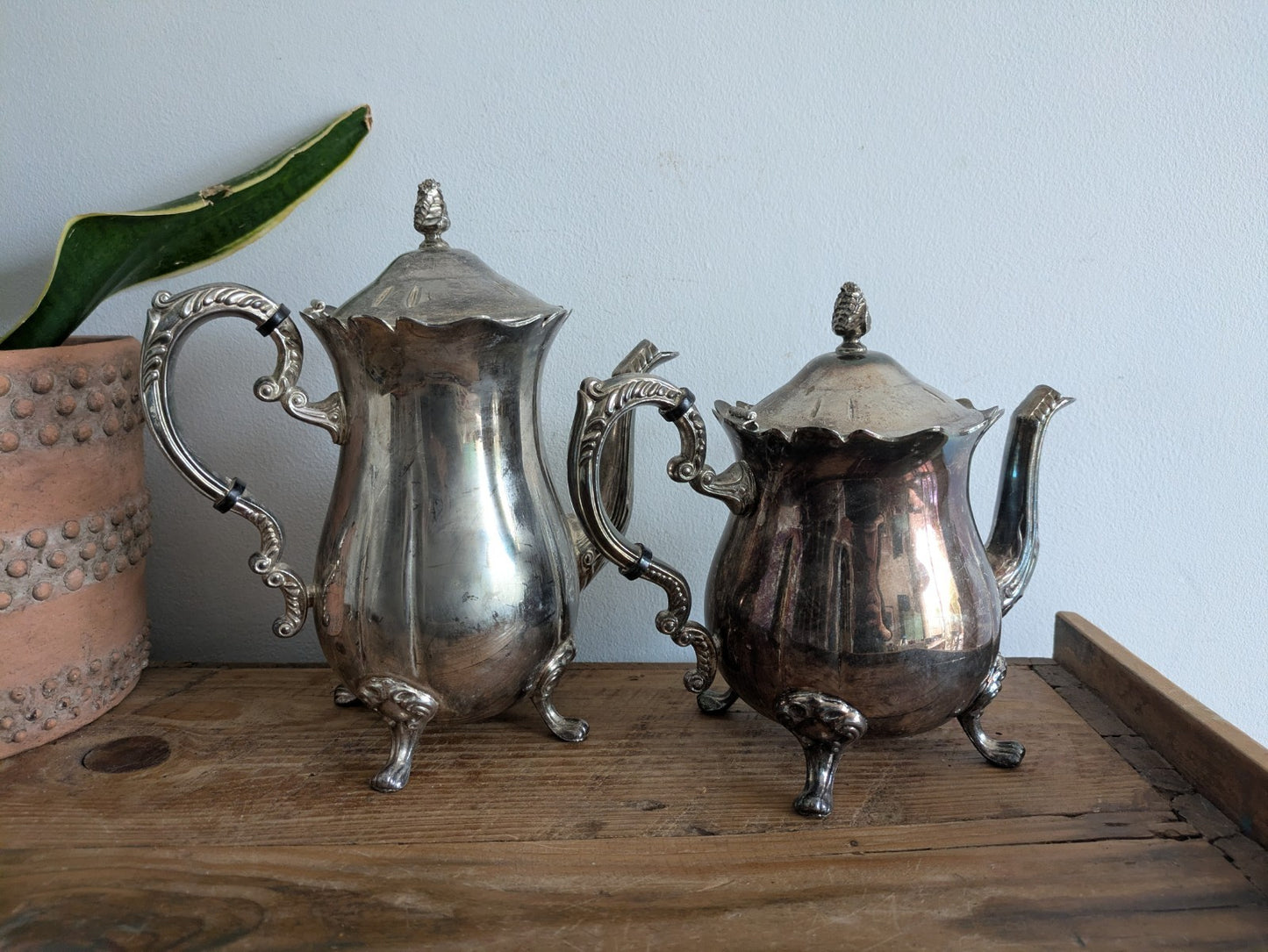 Beautiful Silverplate Footed 1.1 Lt teapot & Coffee Pot Hong Kong Prop Vintage 